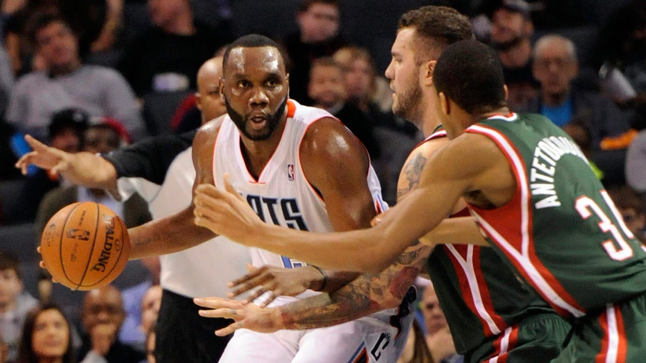 Bucks endure narrow loss to Bobcats
